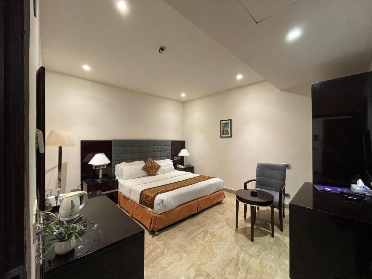 Central Boutique Hotel Moradabad Exterior foto